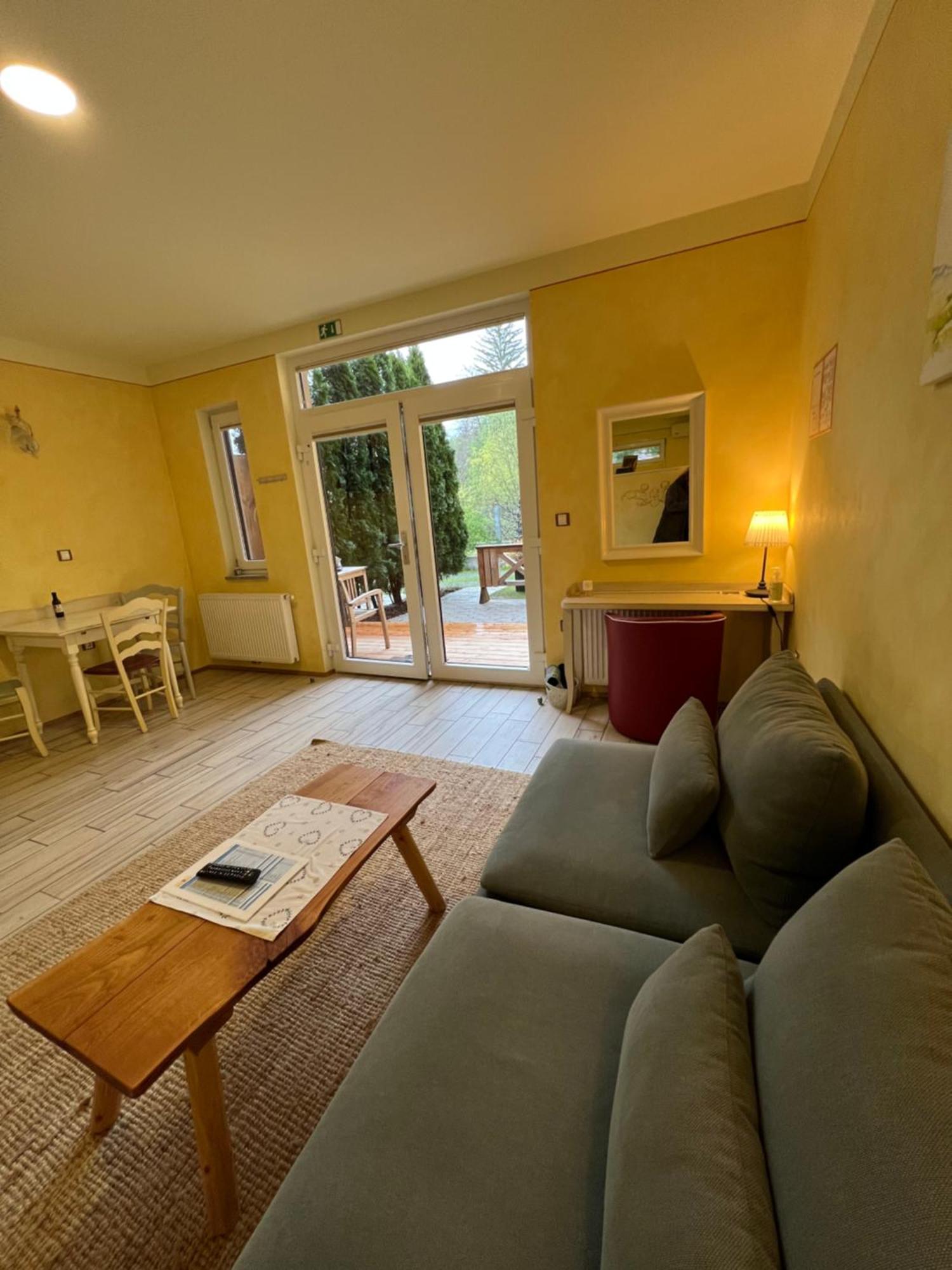 Apartments Kokl - Adults Only Radovljica Chambre photo